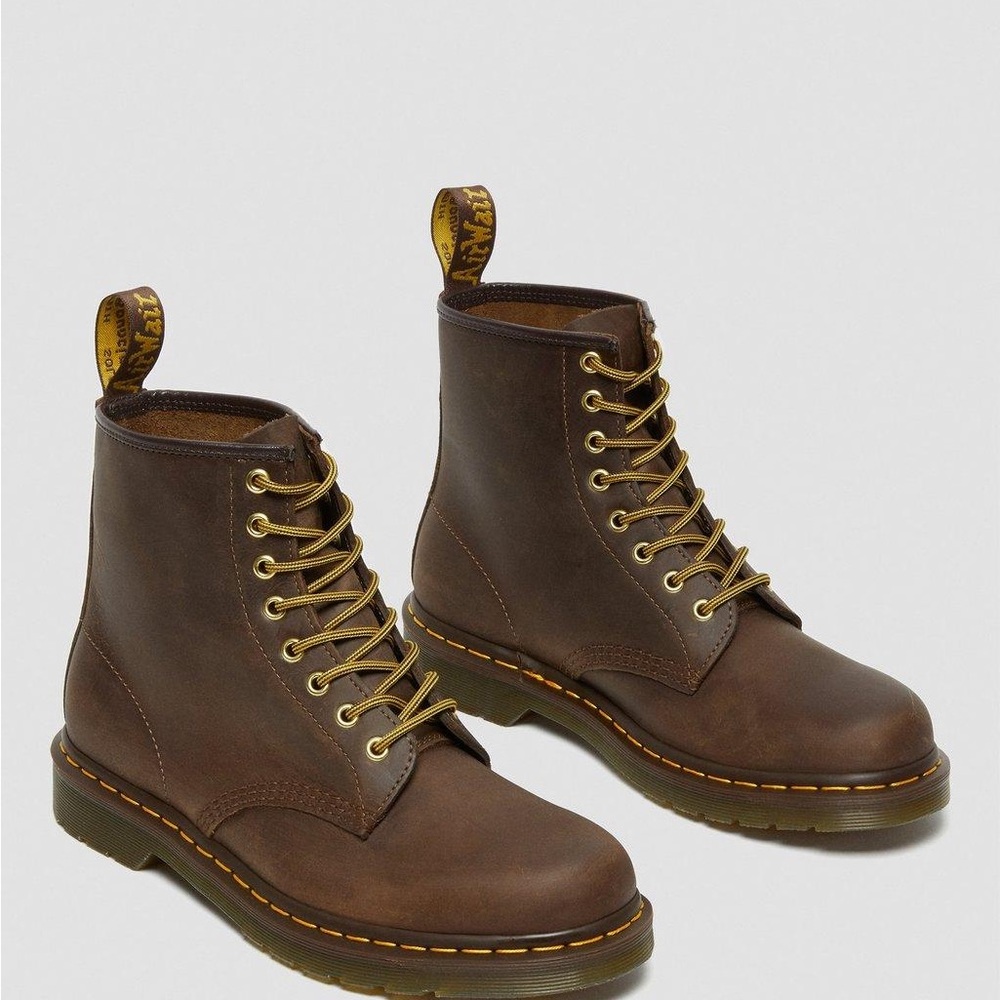 1460 CRAZY HORSE LEATHER LACE UP BOOTS